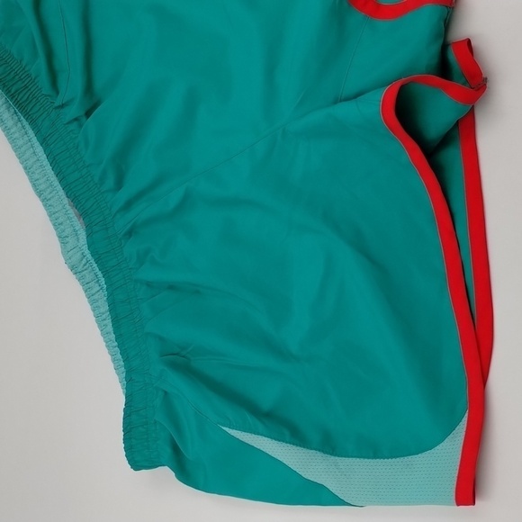 Nike Dri-Fit Running Shorts Size Medium Green/Red - Picture 3 of 9